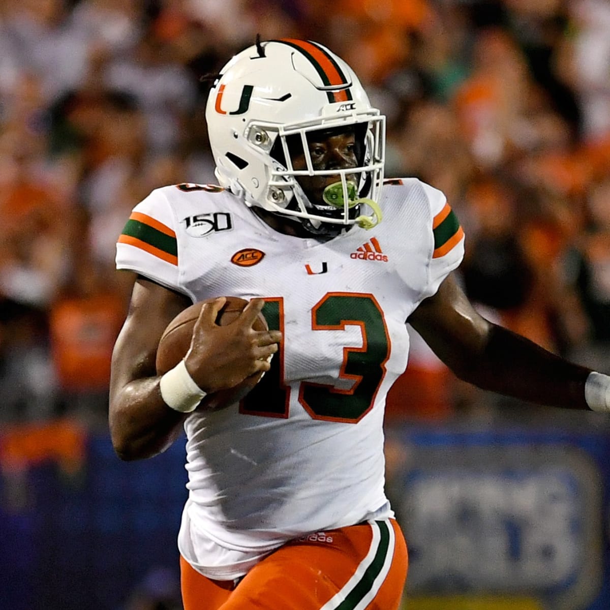 RB DeeJay Dallas praised for versatility