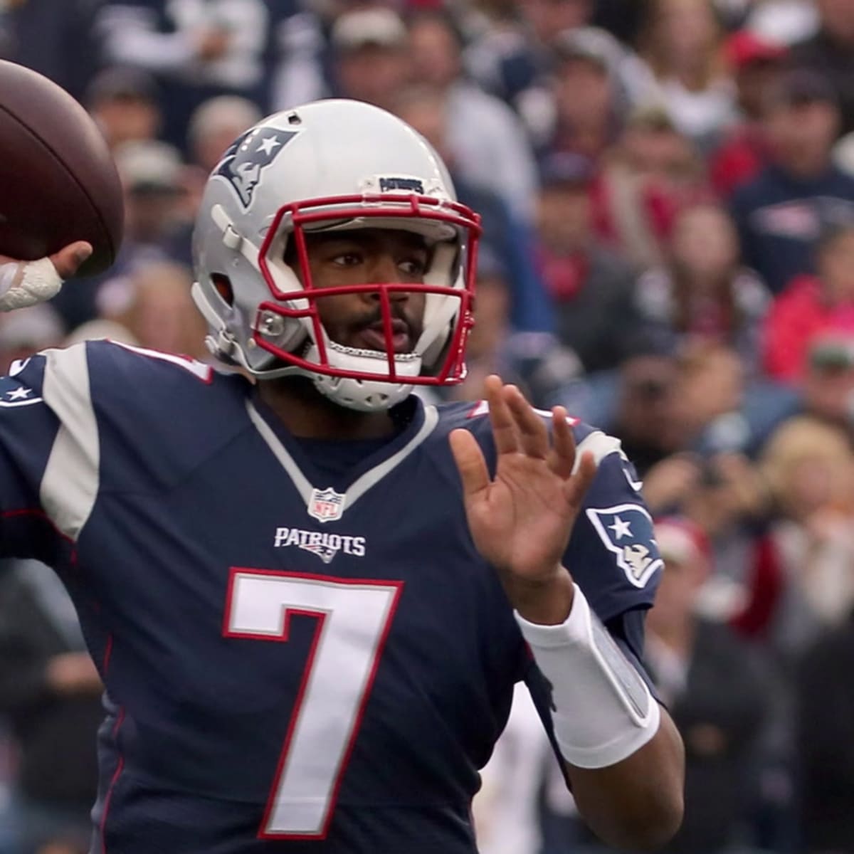 Jacoby Brissett looks awfully good in Patriots' Color Rush uniforms