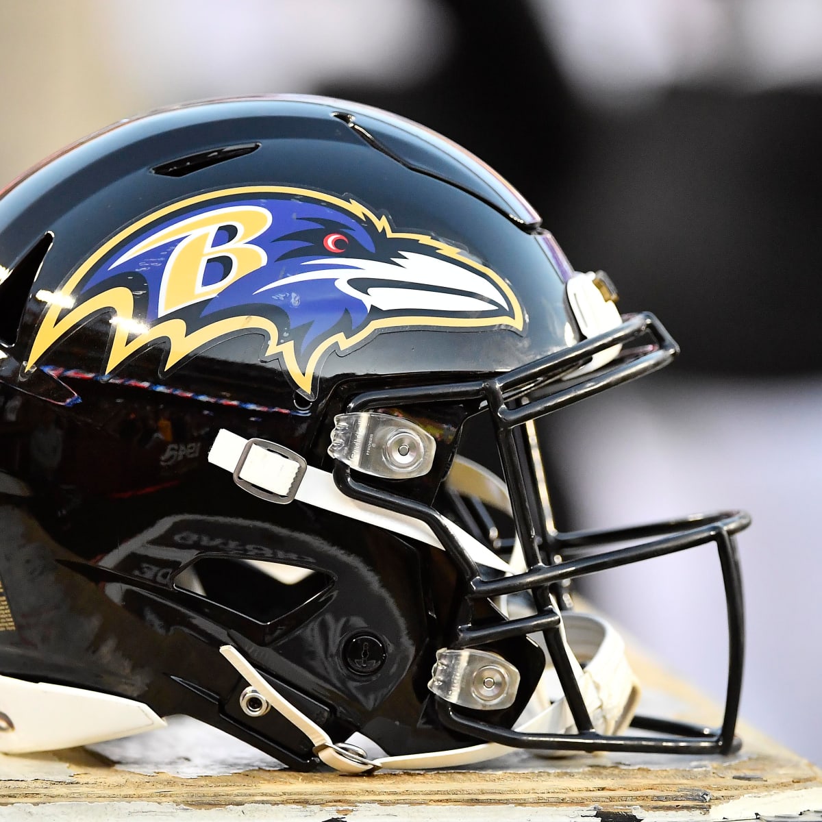 Should the Ravens re-sign or decline CB Anthony Averett?