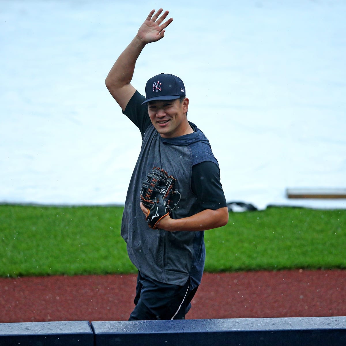 Yankees' Masahiro Tanaka hit in head with Giancarlo Stanton line drive  during summer camp workout 