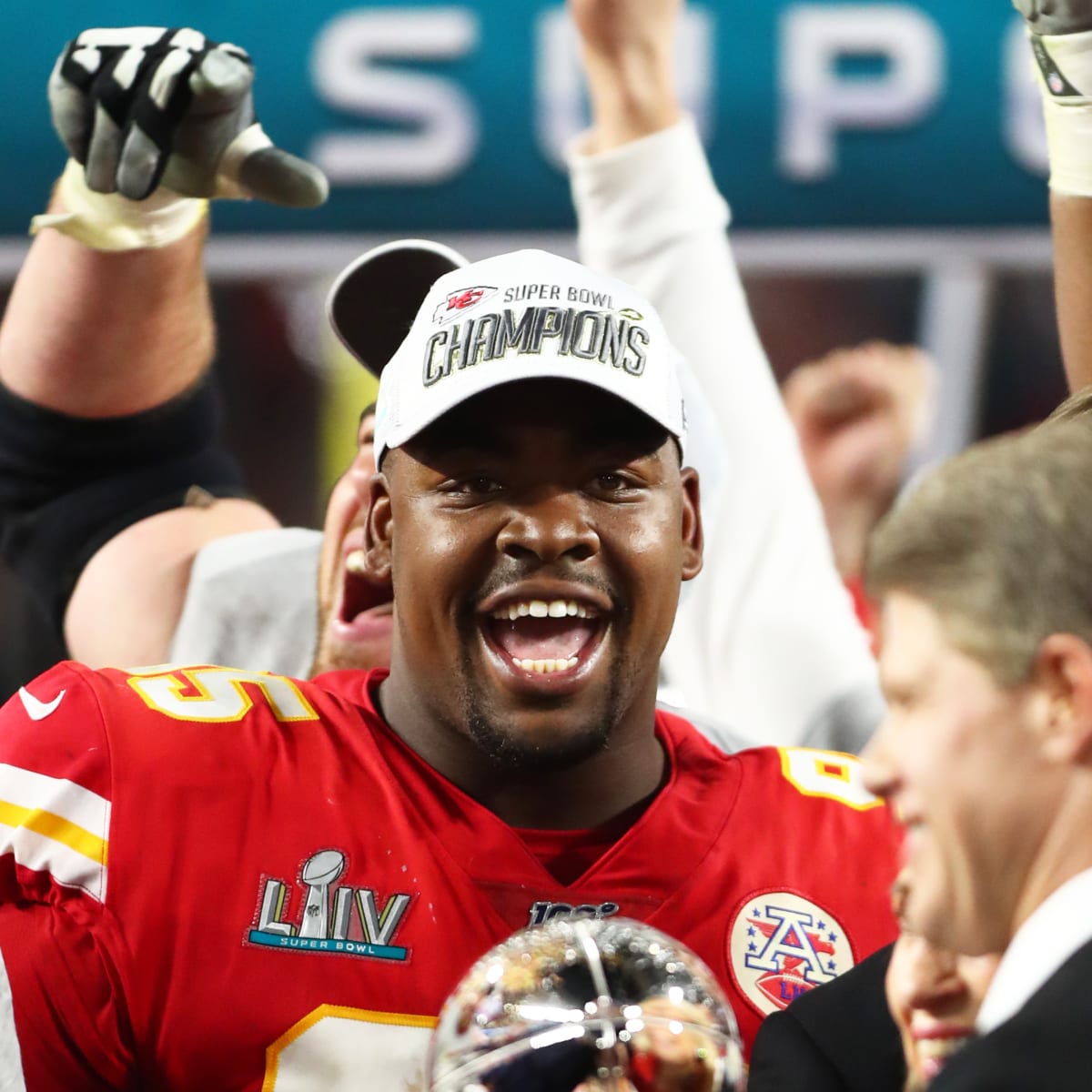 Kansas City Chiefs star Chris Jones donates $200,000 to former Mississippi  high school - Sports Illustrated High School News, Analysis and More