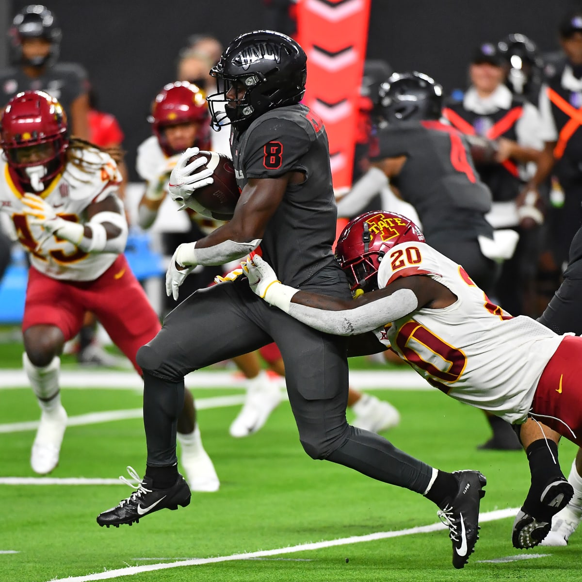 Fueled by family, record-setting UNLV RB Charles Williams Jr