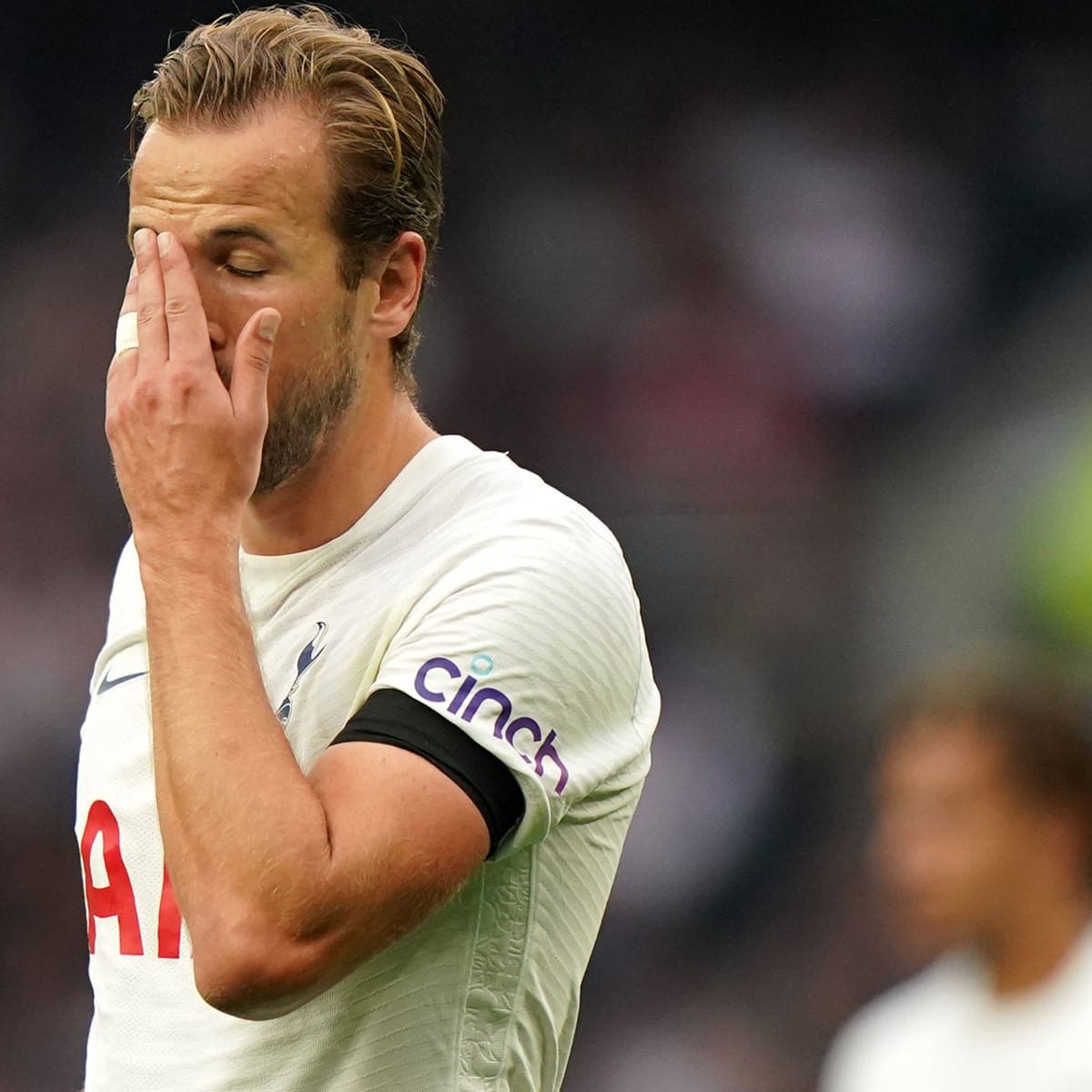 Moura, Kane, Son give Tottenham 3-0 win over Crystal Palace