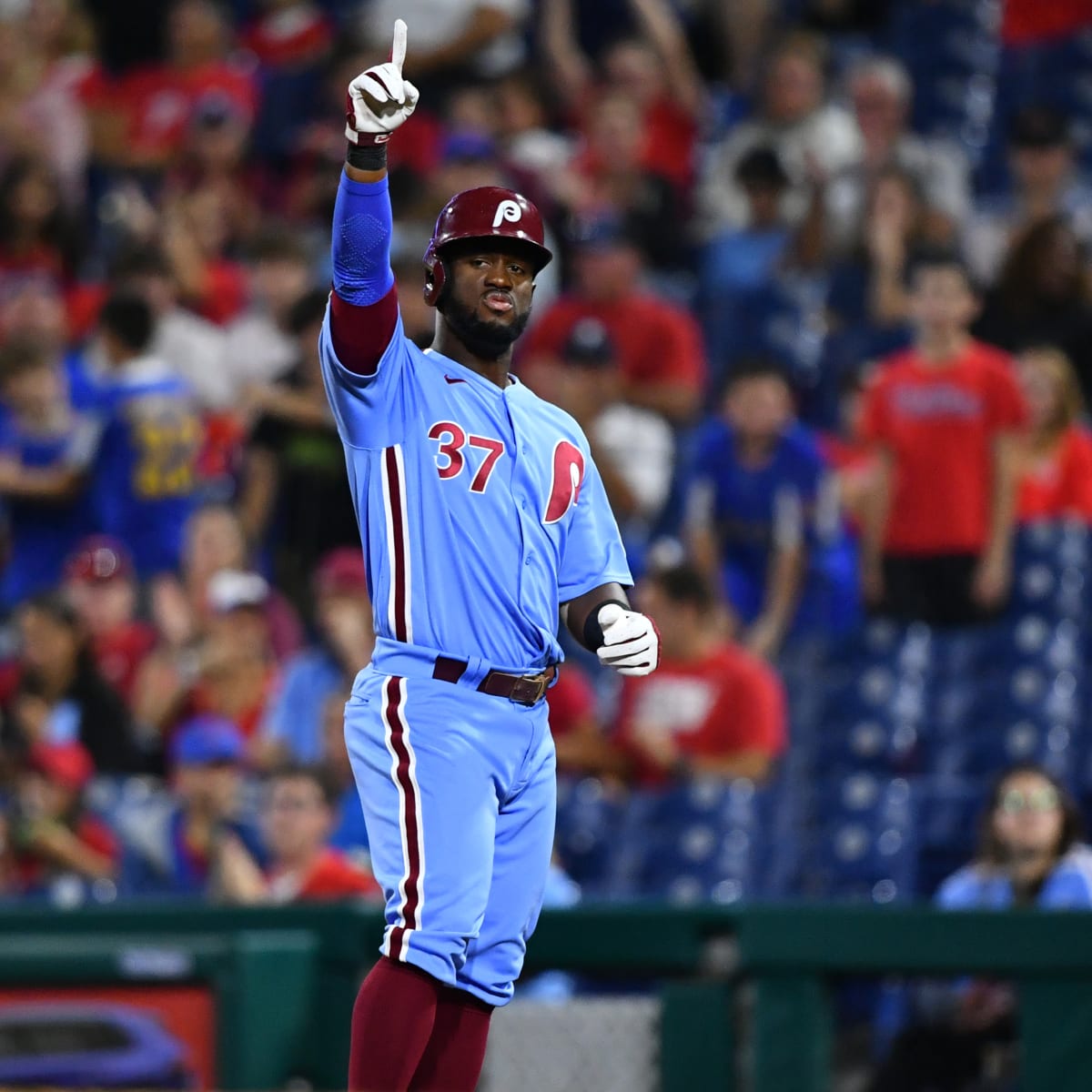 MLB free agency: 2 things Phillies should do this offseason - CBS