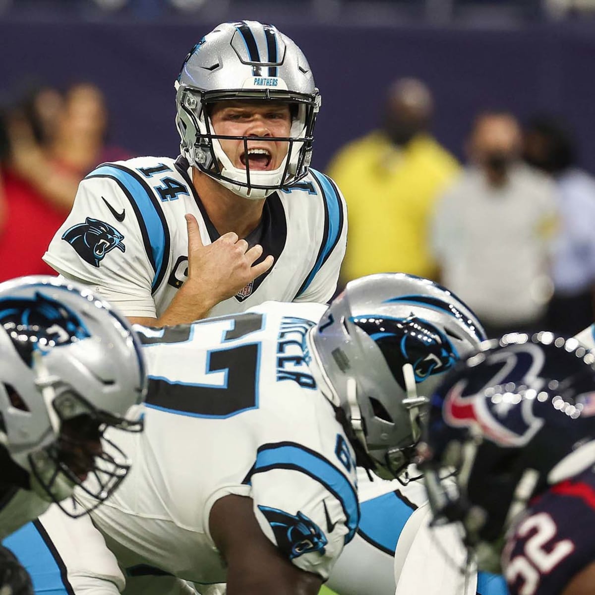 Panthers' Sam Darnold gets start vs Seahawks after win over Broncos