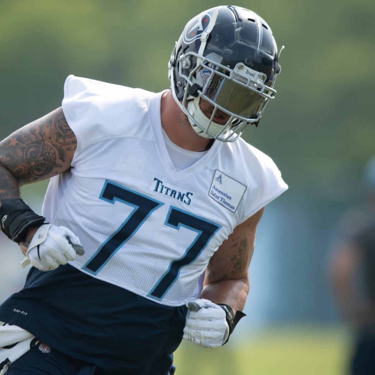 After Missing Game, Taylor Lewan Gets in a Full Week of Practice - Sports  Illustrated Tennessee Titans News, Analysis and More