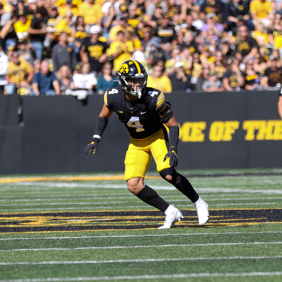 Iowa Hawkeyes' Dane Belton drafted by the New York Giants