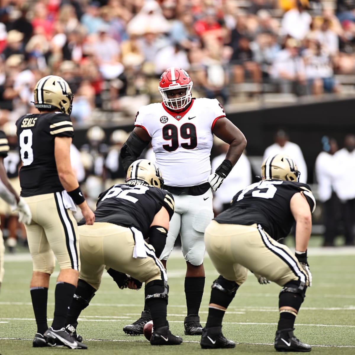 NFLTradeRumors.co on X: Ravens Hosting Georgia DT Jordan Davis