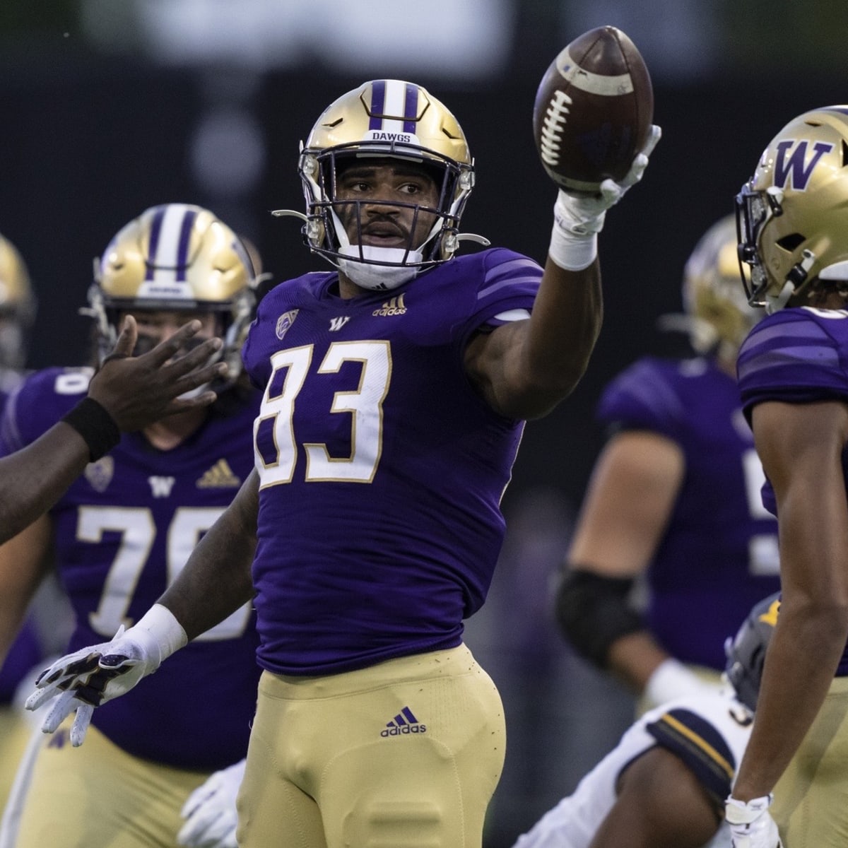 Chaos in Seattle as Washington Wins 59-32 Over Cal - UW Dawg Pound