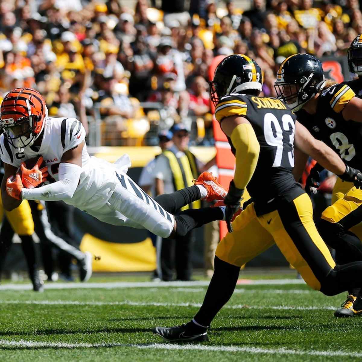 Steelers' struggles evident in 24-10 loss to the Bengals - Behind the Steel  Curtain