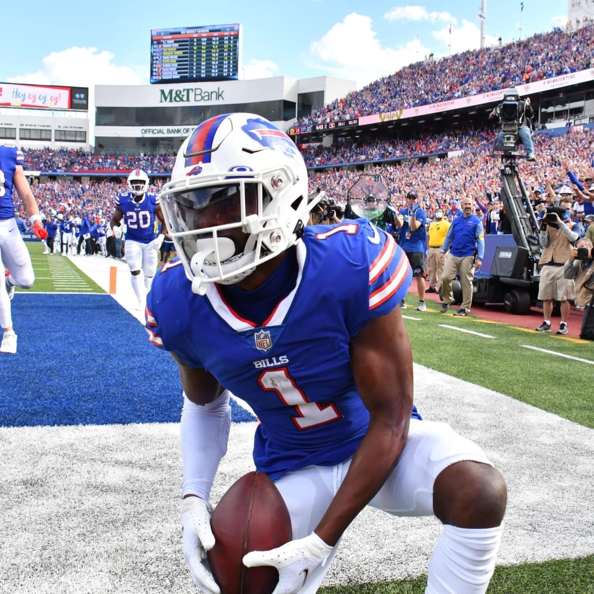 Josh Allen explains why Emmanuel Sanders could flourish in Bills