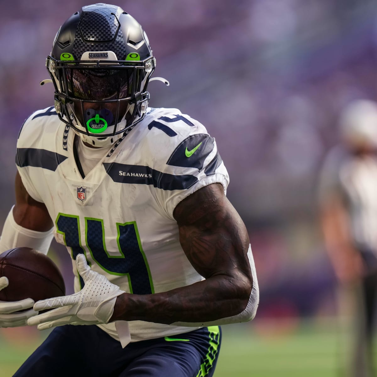 DK Metcalf contract details: Extension from Seahawks includes record  signing bonus for a WR