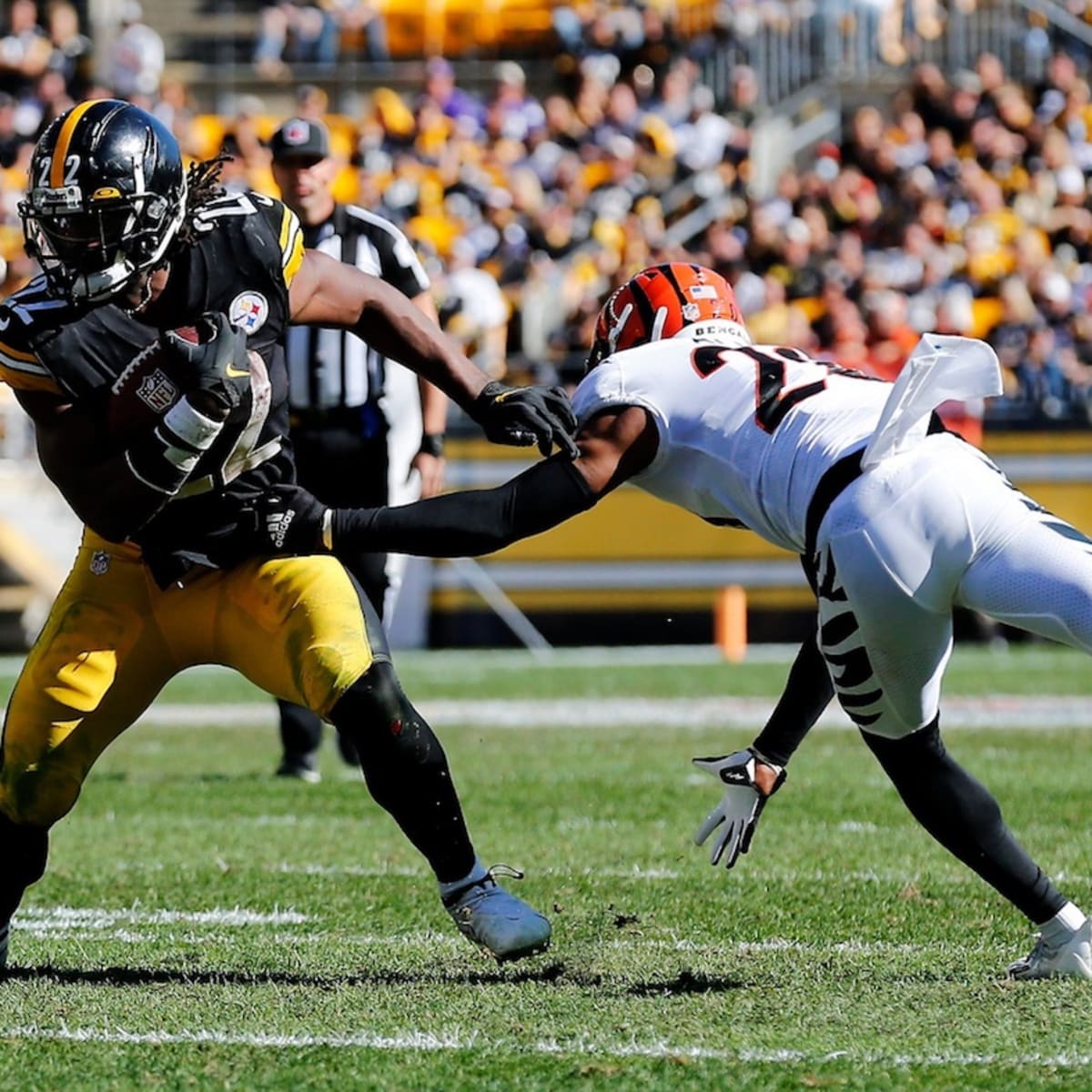 Najee Harris breaks Pittsburgh Steelers record in Bengals game - Behind the  Steel Curtain