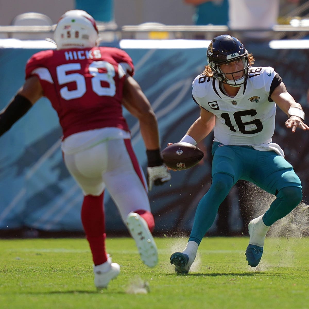 Jacksonville, FL, USA. 19th Sep, 2021. Jacksonville Jaguars quarterback  Trevor Lawrence (16) during 2nd half NFL football game between the  DenverBroncos and the Jacksonville Jaguars. Denver defeated Jacksonville  23-13 at TIAA Bank