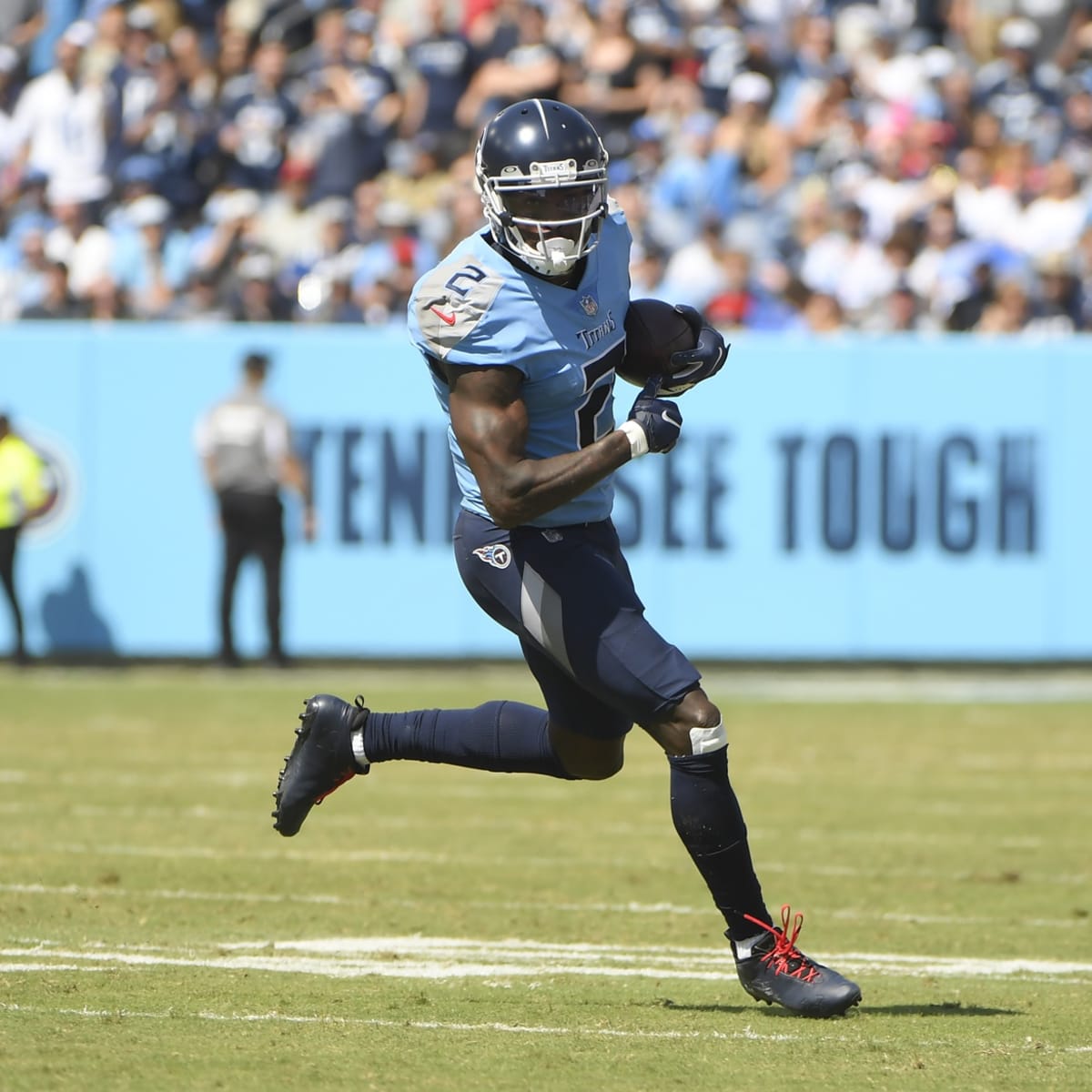 Titans coach Mike Vrabel criticizes star receiver Julio Jones