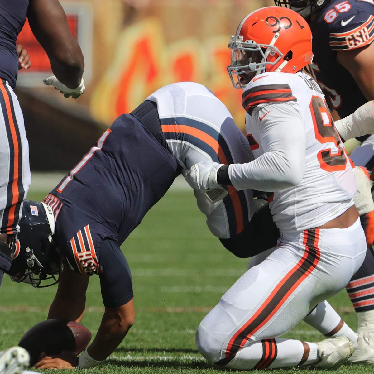 Cleveland Browns' Myles Garrett named AFC Defensive Player of Month