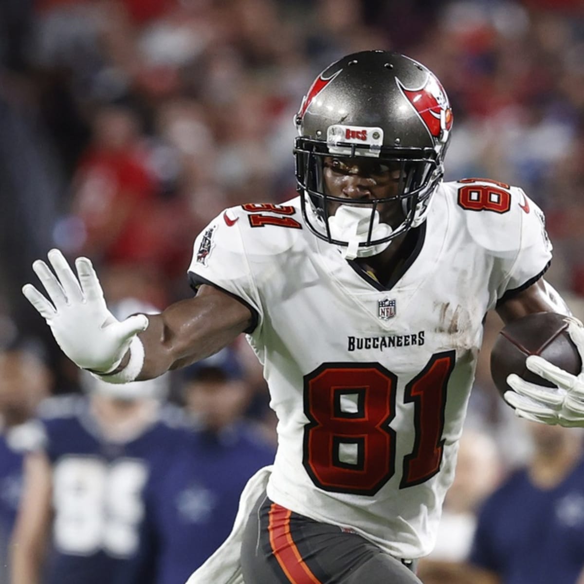 WR Brown activated from the reserve/COVID-19 list prior to Bucs