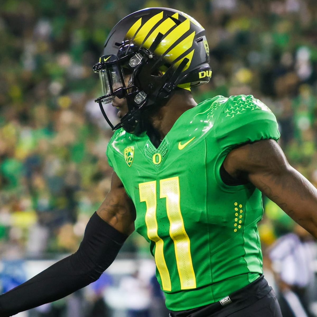 Oregon Football: Ranking the 2022 Oregon Ducks Football Uniforms - Sports  Illustrated Oregon Ducks News, Analysis and More