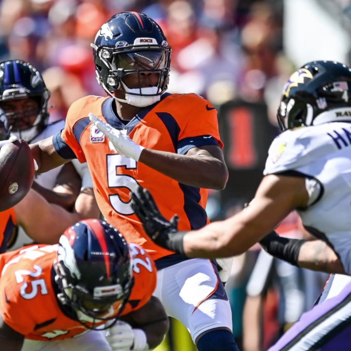 Broncos' Vic Fangio loses it on the sideline after Ravens run the ball to  tie NFL record