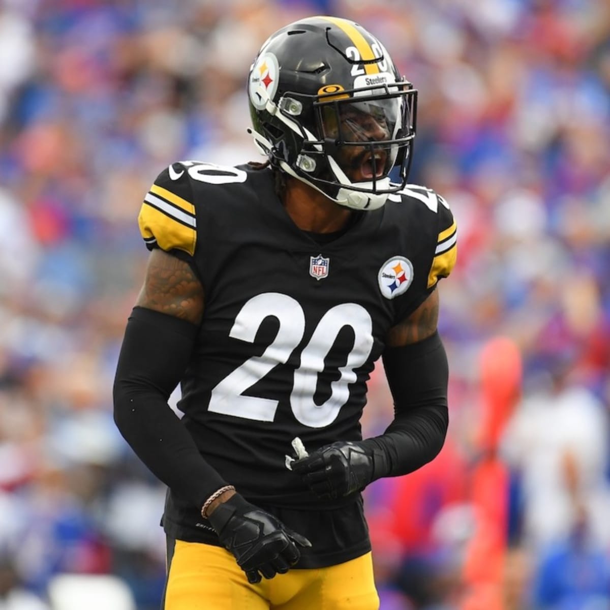 Pittsburgh Steelers CB Cam Sutton Suffers Injury vs. Packers - Sports  Illustrated Pittsburgh Steelers News, Analysis and More