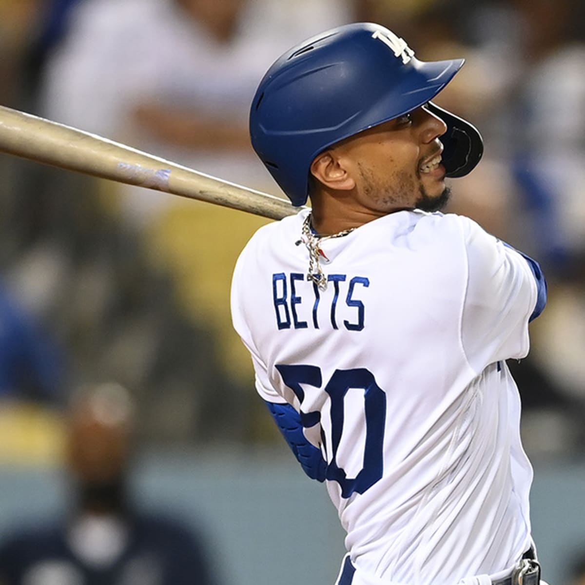 Betts leads MLB in jersey sales, 4 Dodgers in top 10 - The San