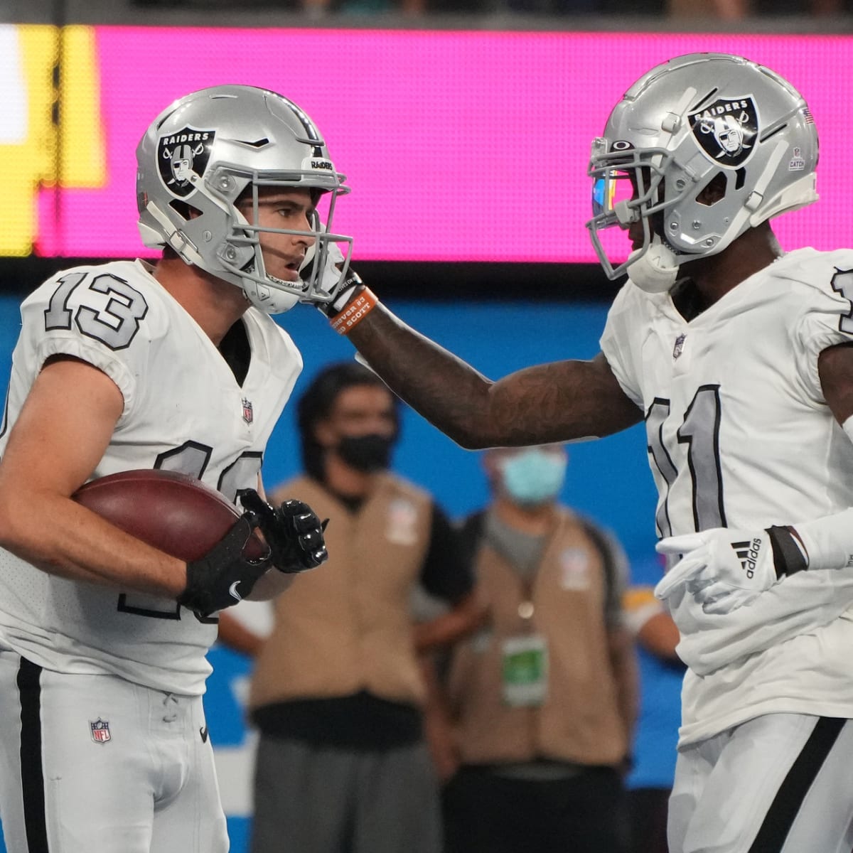 Raiders Hunter Renfrow Earns Praise from NFL Great - Sports Illustrated Las  Vegas Raiders News, Analysis and More