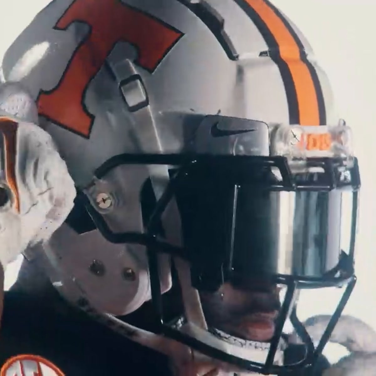 Report: Tennessee will no longer wear 'smokey grey' alternate uniforms -  Rocky Top Talk