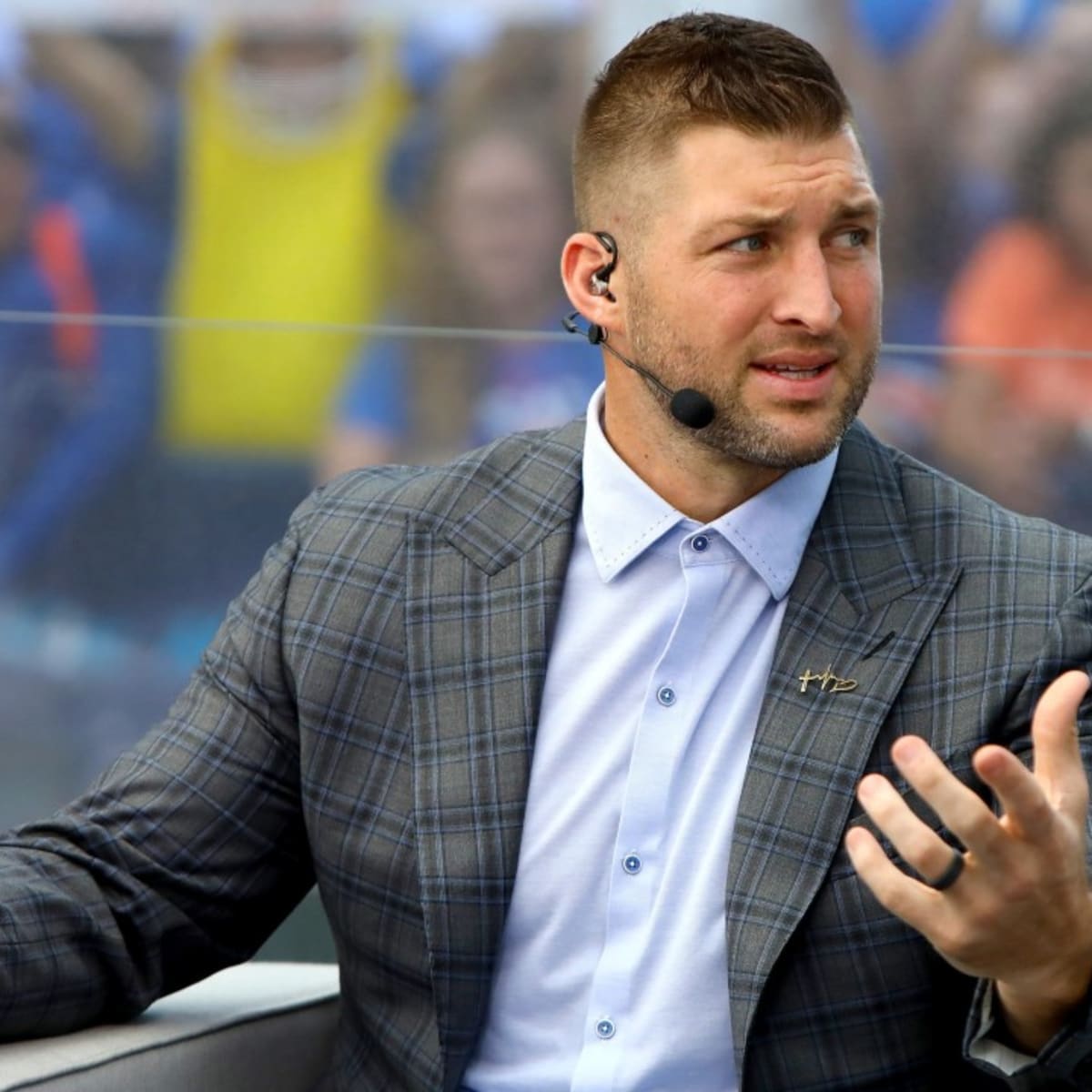 Commentary: Don't jeer Tim Tebow's tears — the greatest Florida Gator  earned every one