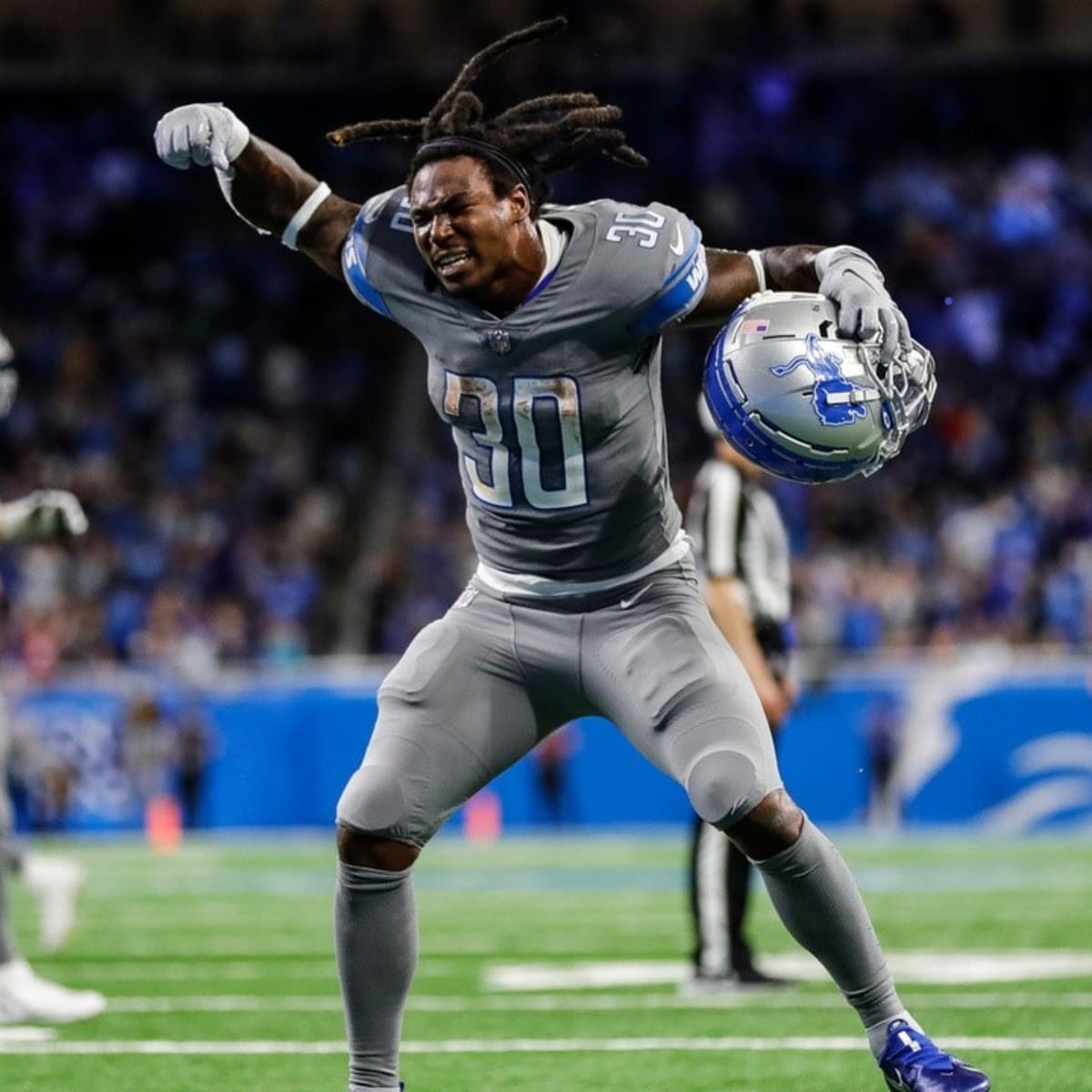 Detroit Lions wide receiver DJ Chark (4) warms up prior to an NFL football  game against the Minnesota Vikings, Sunday, Sept. 25, 2022 in Minneapolis.  (AP Photo/Stacy Bengs Stock Photo - Alamy