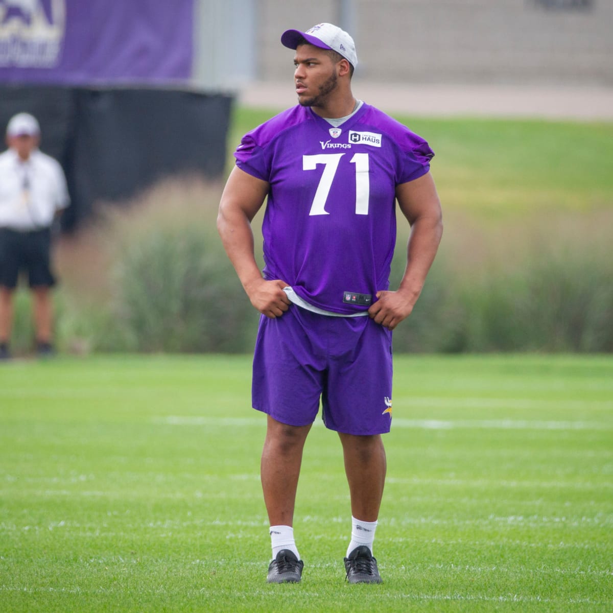 Vikings bench Rashod Hill, insert rookie Christian Darrisaw at left tackle  - Sports Illustrated Minnesota Vikings News, Analysis and More