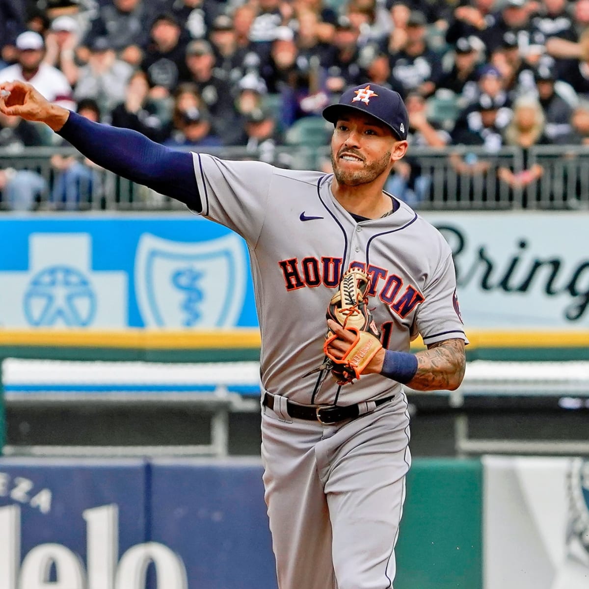 For the Astros, a Loss and Uncertainty About Carlos Correa's