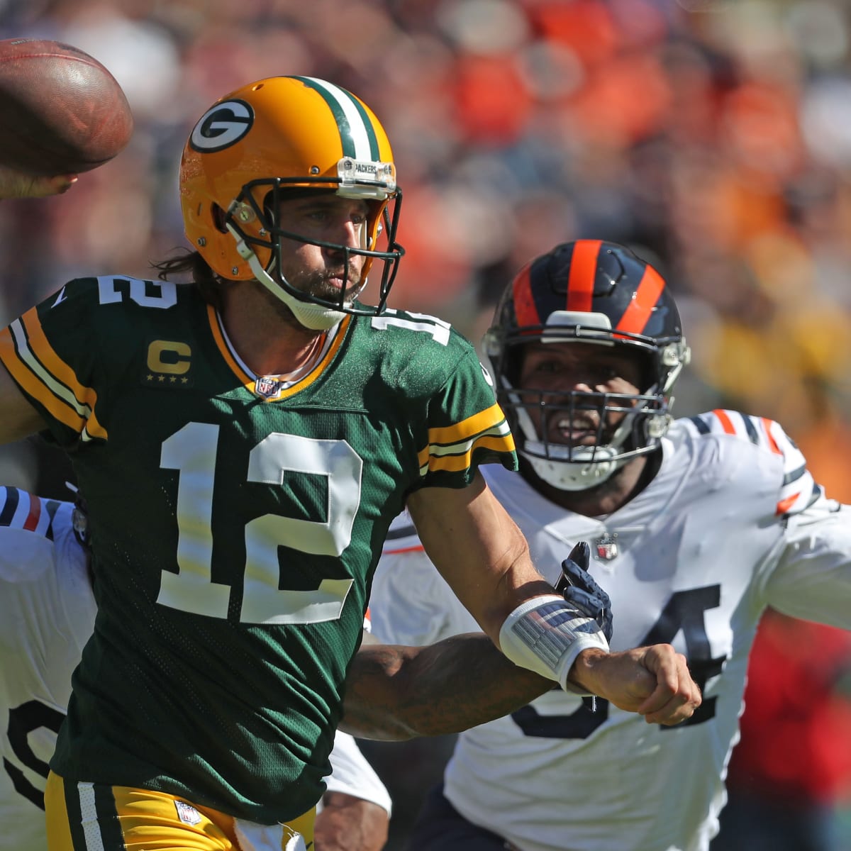 Aaron Rodgers Taunts Bears Fans After Touchdown I OWN YOU ALL MY