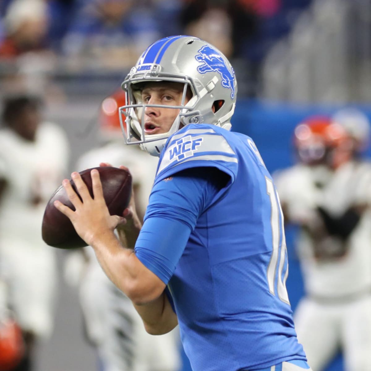 Detroit Lions defensive back Tracy Walker intercepts a pass