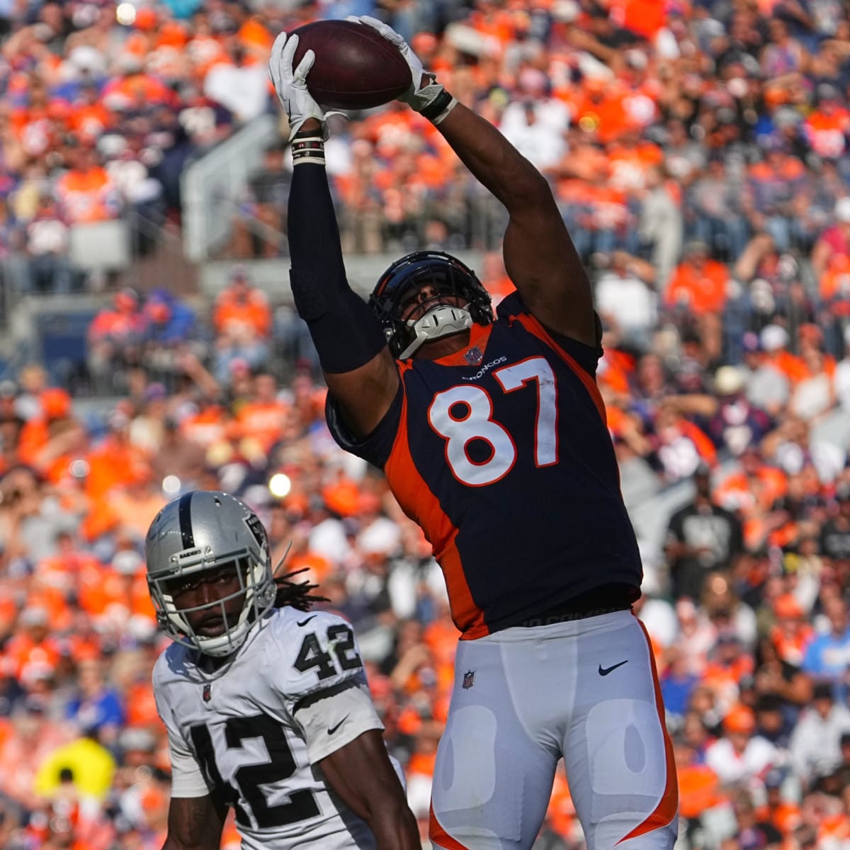 Denver Broncos' Biggest Studs & Duds in 22-16 Loss to Las Vegas Raiders -  Sports Illustrated Mile High Huddle: Denver Broncos News, Analysis and More