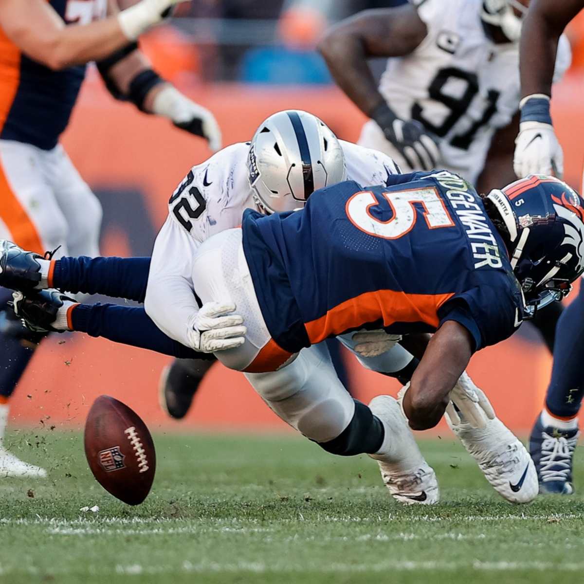 Denver Broncos Fall to Las Vegas Raiders, 17-16: The Good, Bad & Ugly -  Sports Illustrated Mile High Huddle: Denver Broncos News, Analysis and More