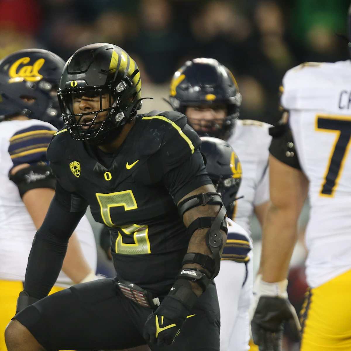 Oregon Ducks Football Defensive End Kayvon Thibodeaux Named Pro Football  Focus' Pac-12 Defensive Player of the Year - Sports Illustrated Oregon  Ducks News, Analysis and More