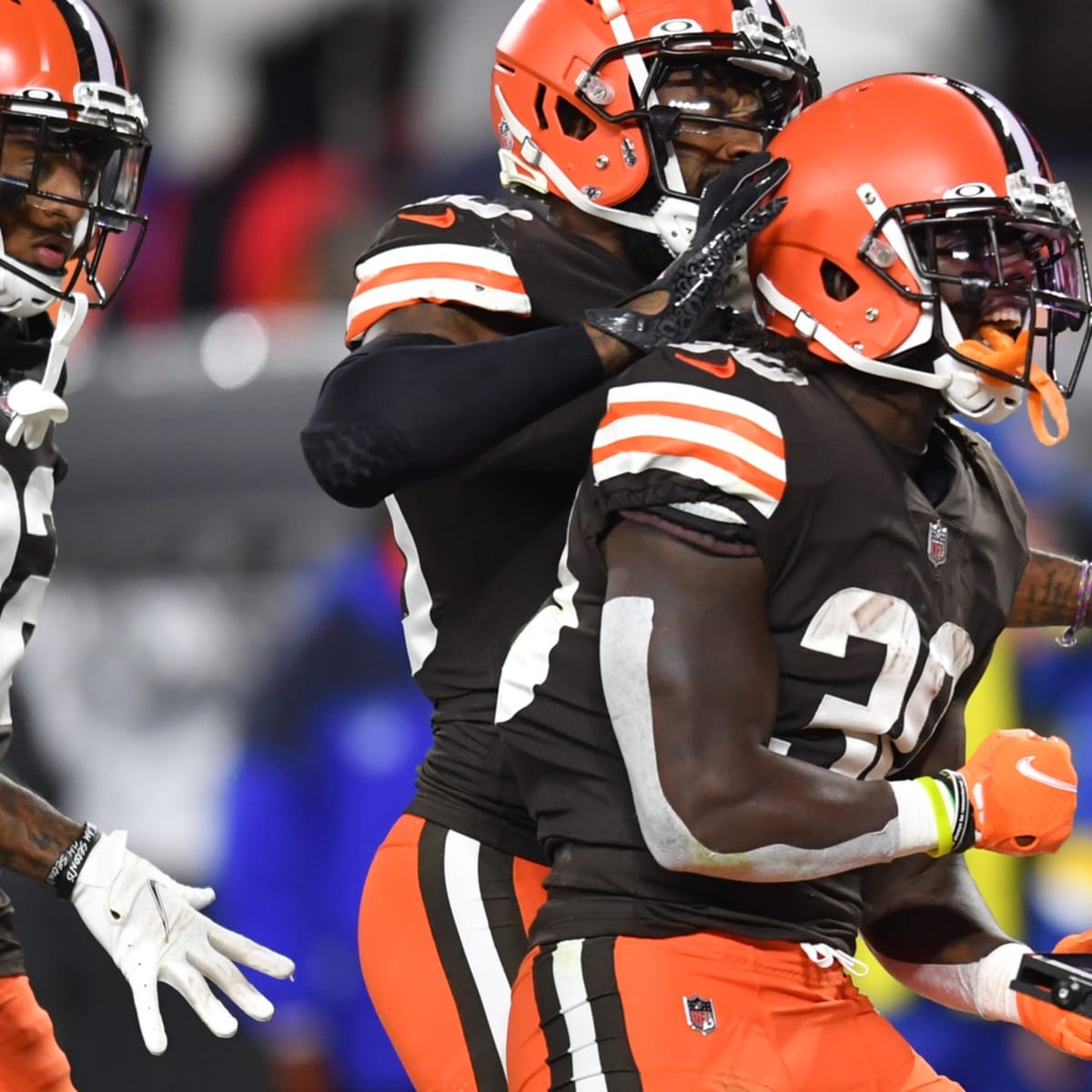 Browns lose RB D'Ernest Johnson to Jaguars