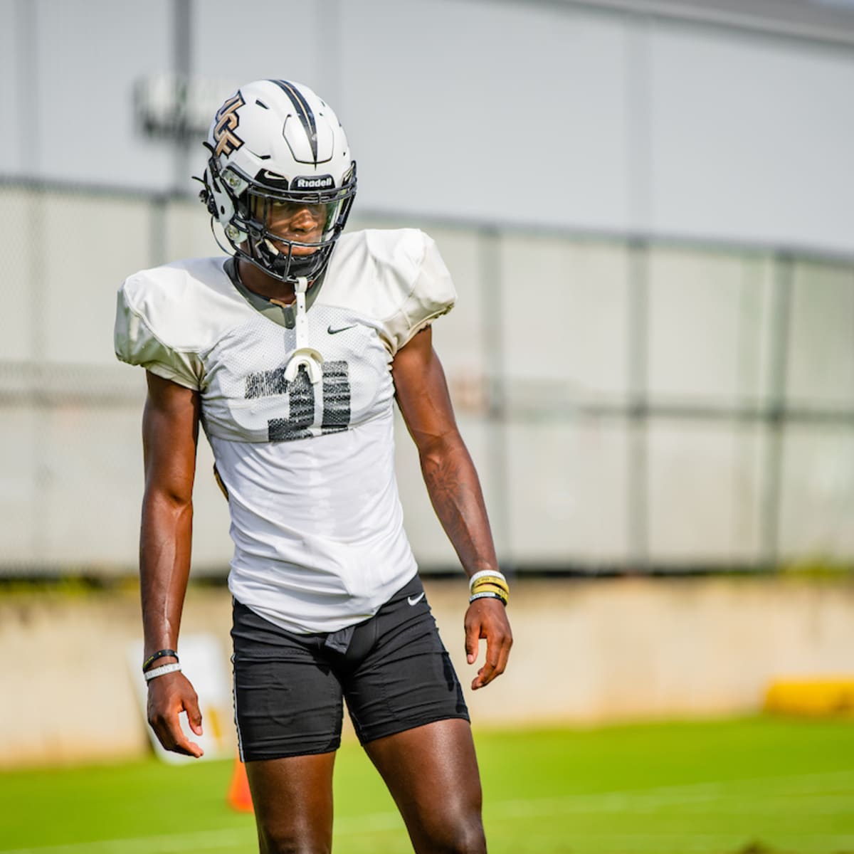 2021-2022 UCF Knights Football Transfer Portal Tracker - Black