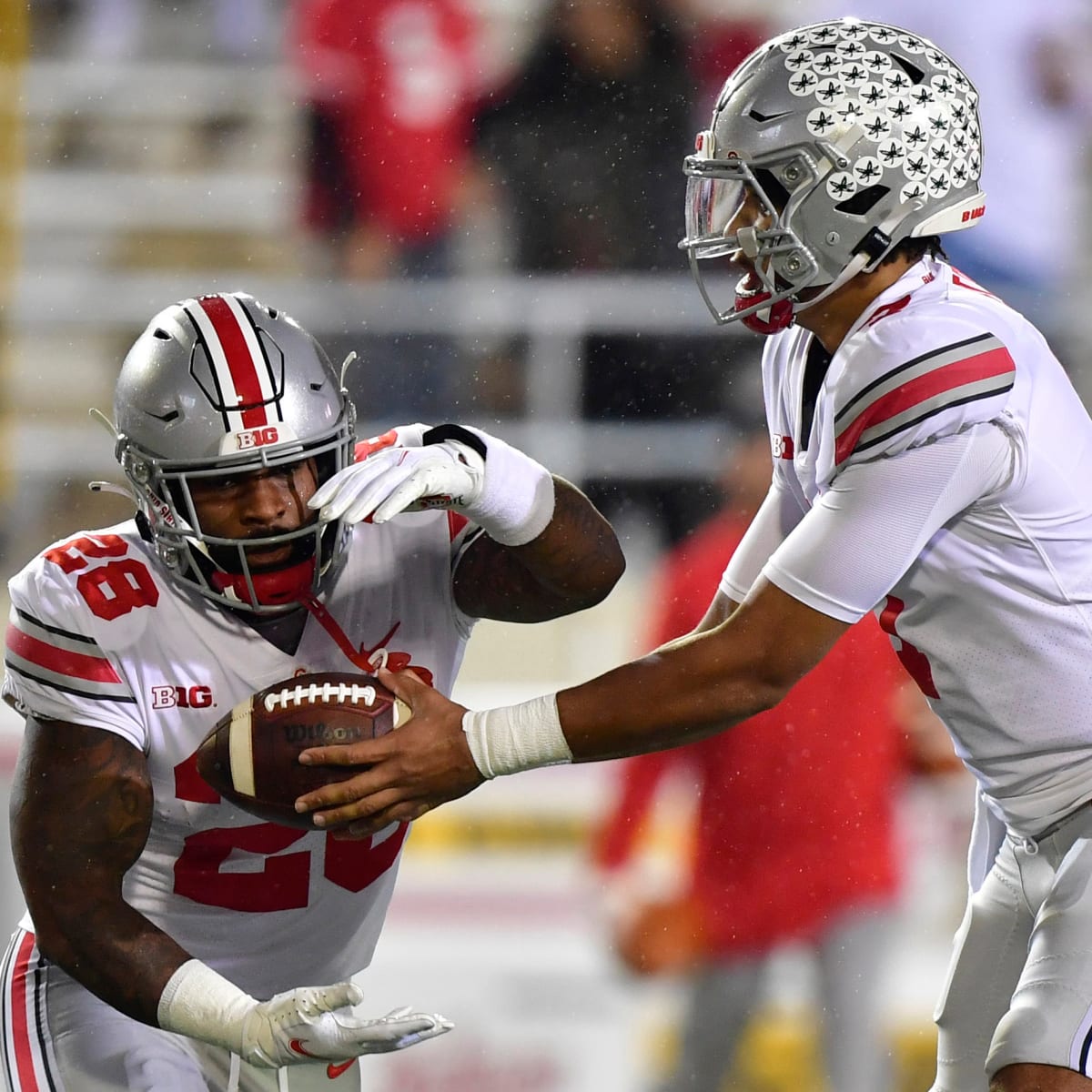 Miyan Williams Bounces to the Edge for the Buckeye TD