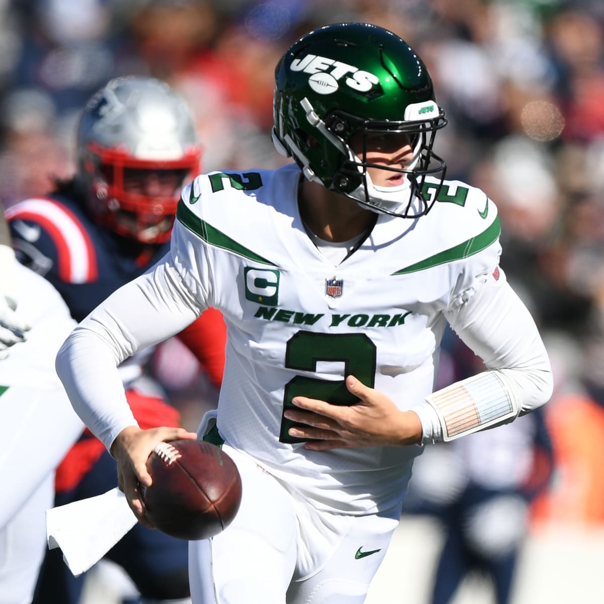 Zach Wilson: Jets QB avoids major injury, but knee becomes red flag