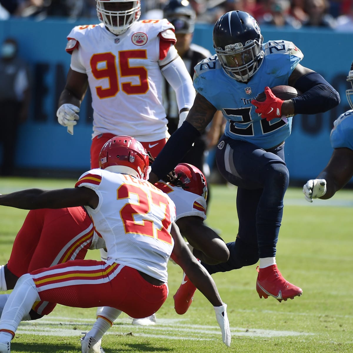 Titans rout Chiefs 27-3