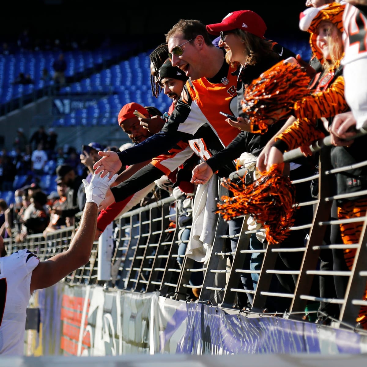 Titans restrict electronic ticket transfers to discourage Bengals fans from  attending playoff game