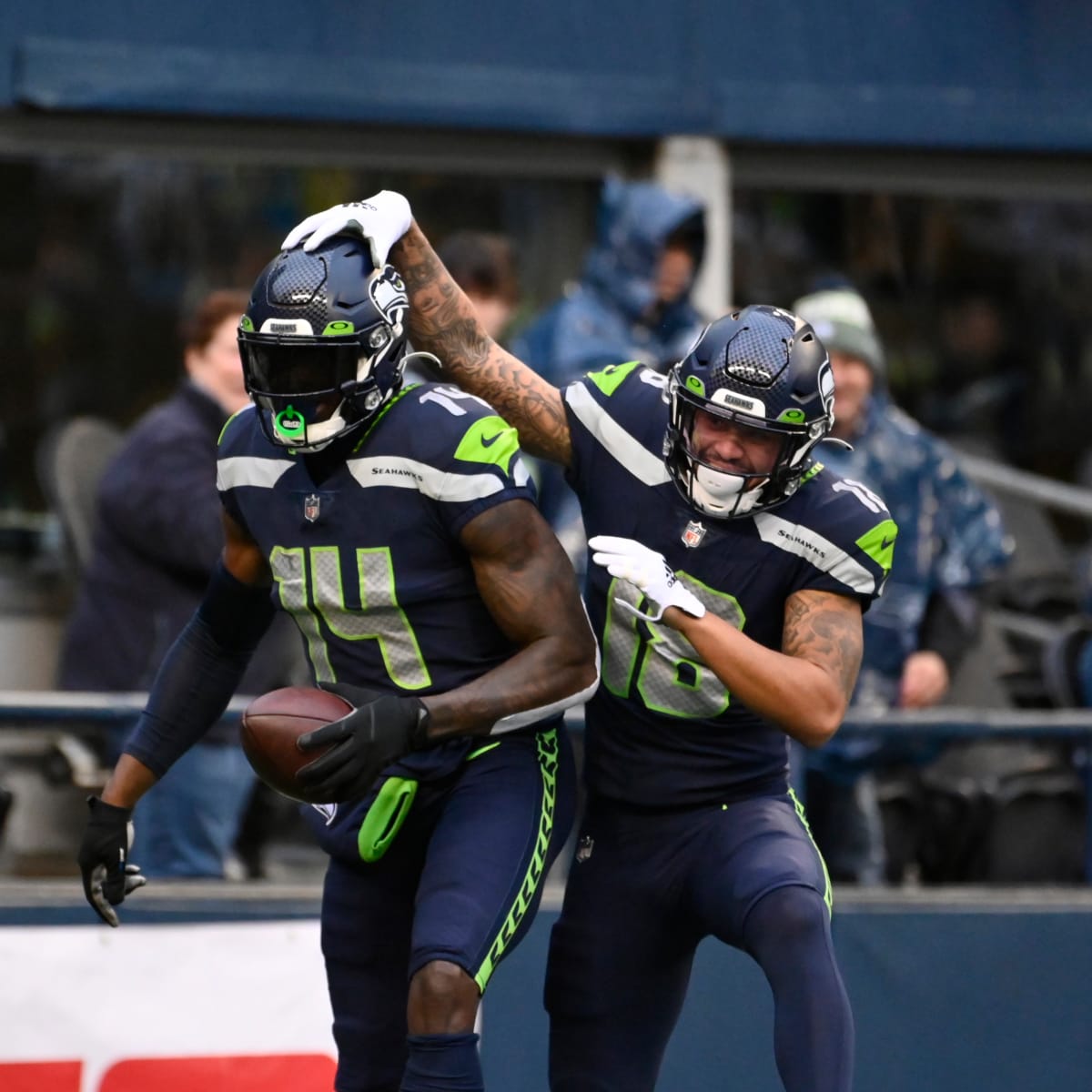 New Orleans Saints' Alvin Kamara warms-up before an NFL football game  against the Seattle Seahawks, Sunday, Sept. 22, 2019, in Seattle. (AP  Photo/Scott Eklund Stock Photo - Alamy