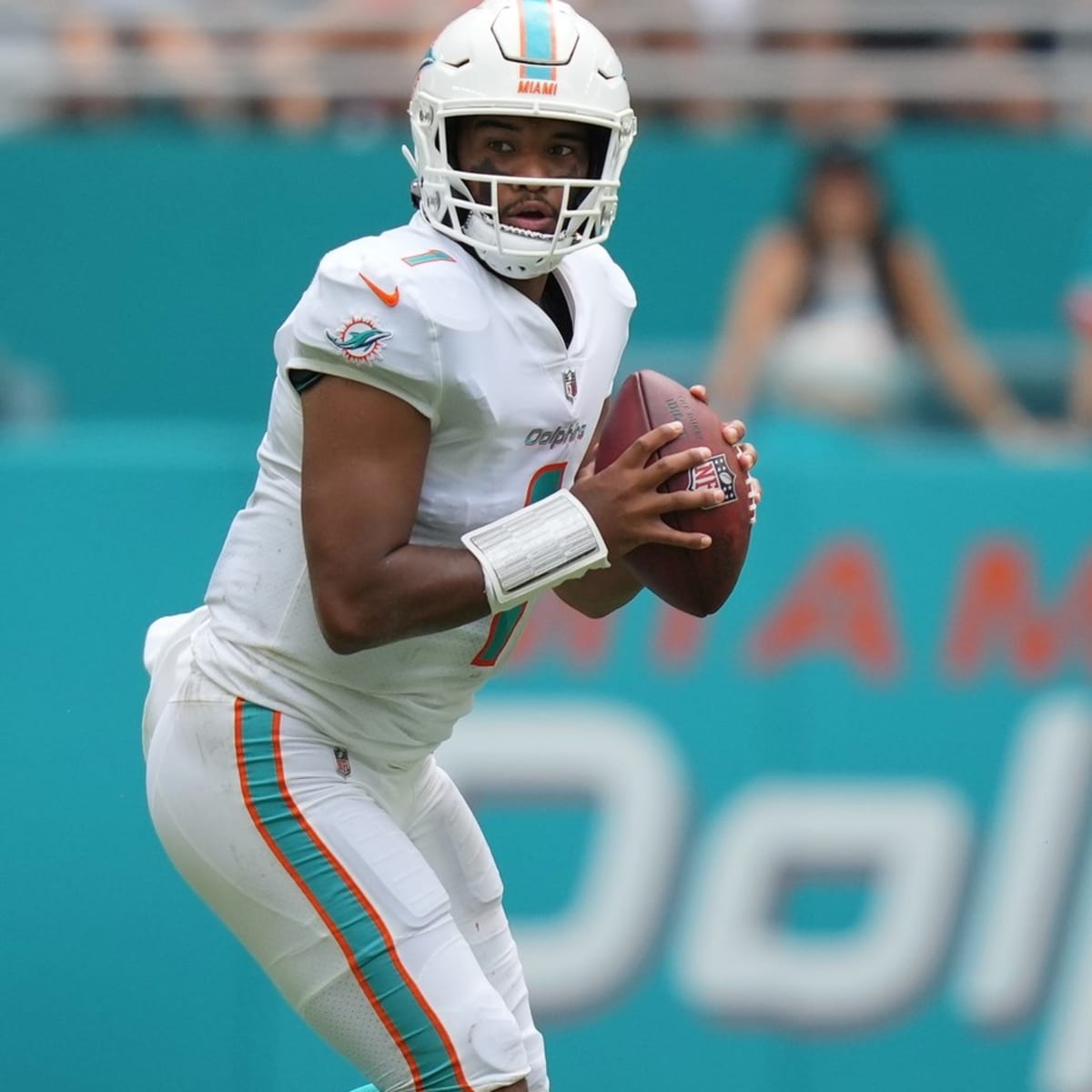 Tua Tagovailoa, A.J. Epenesa, Bills at Dolphins 9/19/2021 - ESPN 98.1 FM -  850 AM WRUF