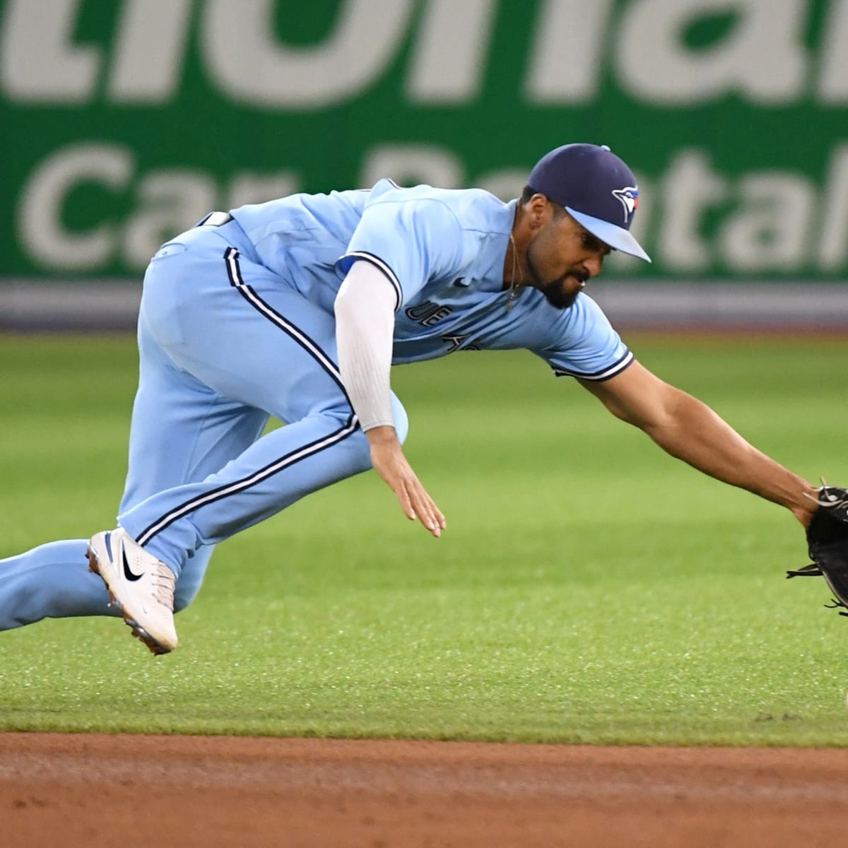 Blue Jays outfielder Lourdes Gurriel Jr. nominated for Gold Glove Award