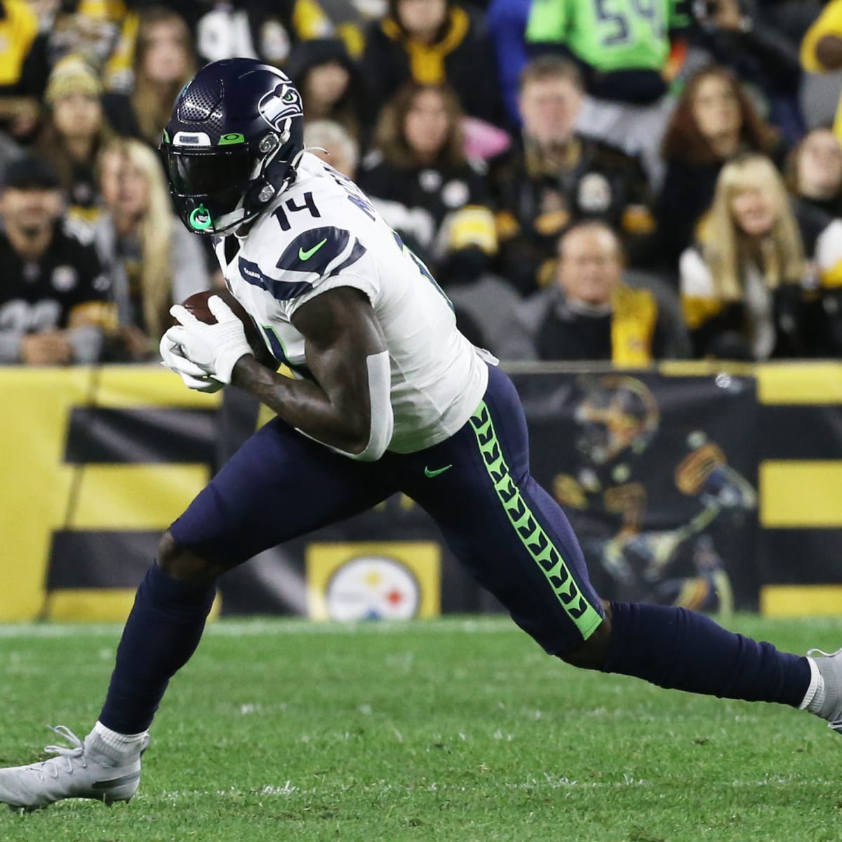 2020 Week 17: Seahawks vs. 49ers - DK Metcalf Breaks Steve Largent's  Franchise Record