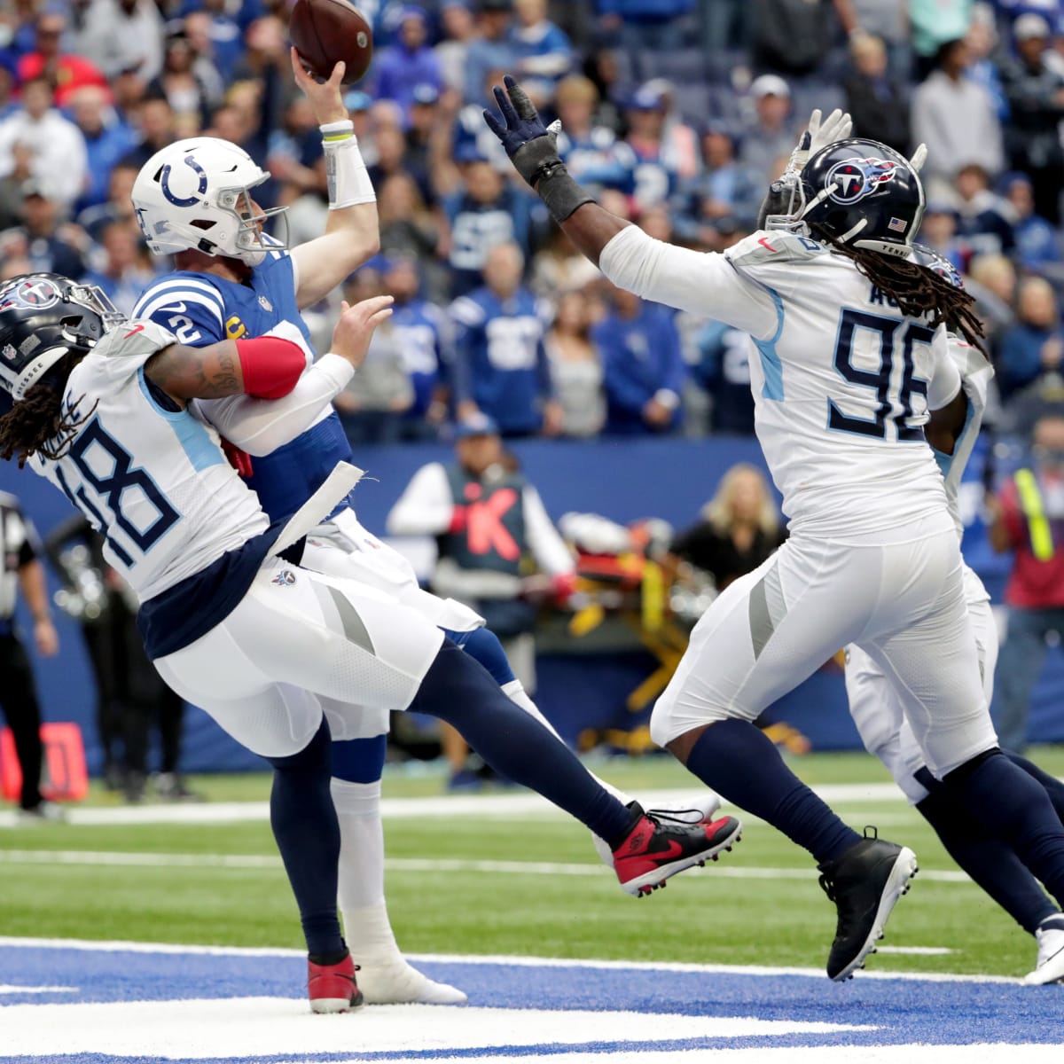 Tennessee Titans defeat Indianapolis Colts 34 to 31 in overtime