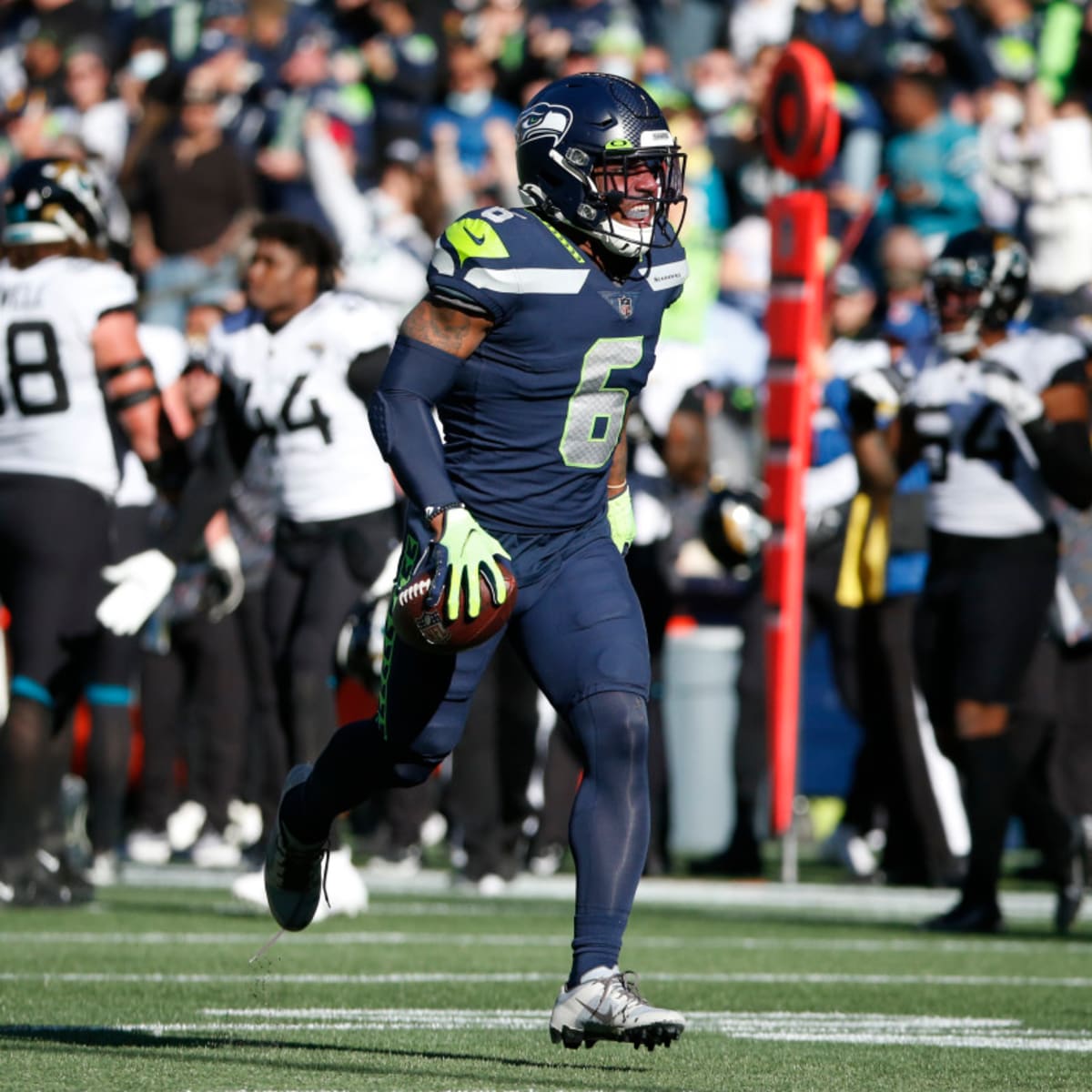 Leading Seahawks' Surging Defense, Quandre Diggs Makes History in