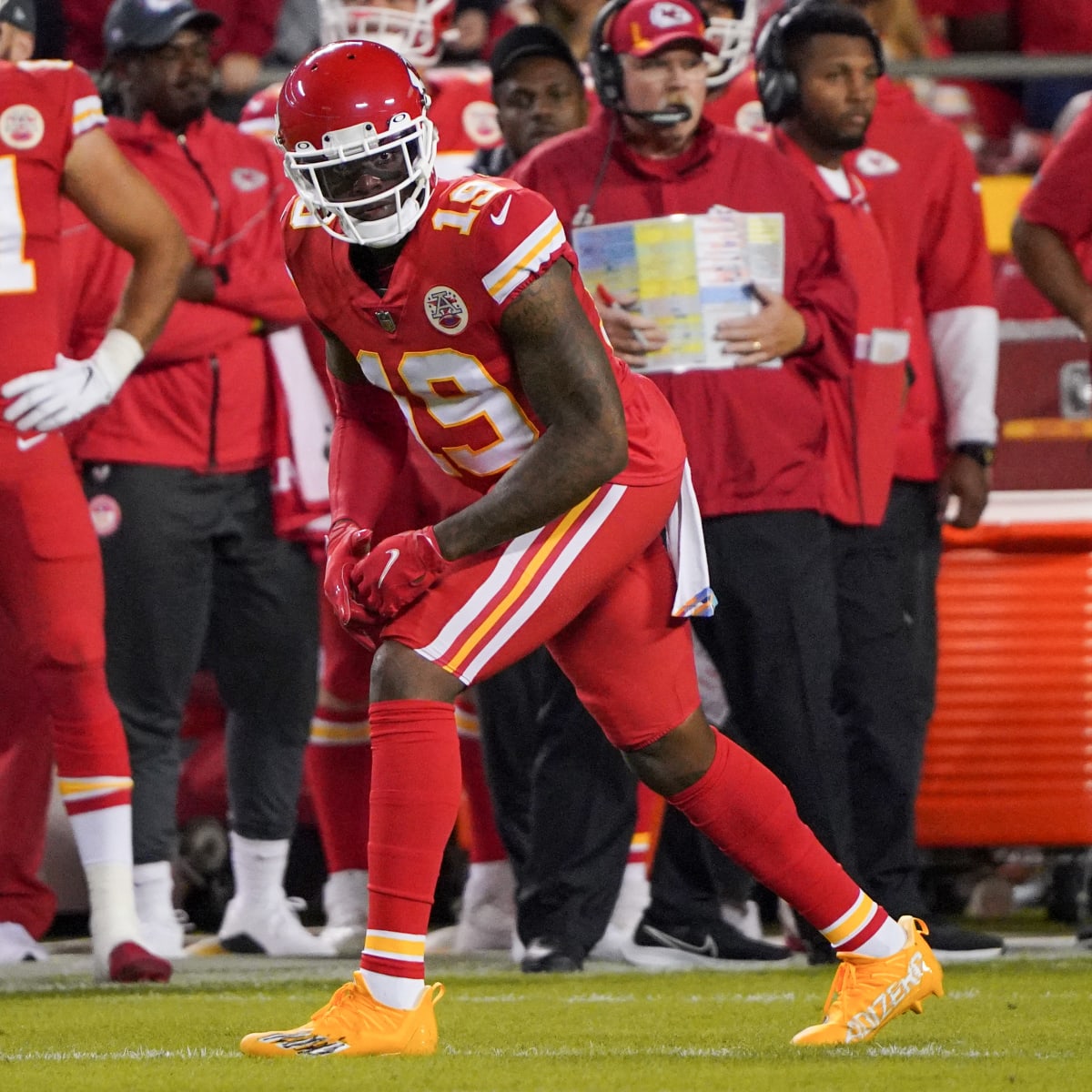 Josh Gordon of KC Chiefs not seeing passes; NFL analysis