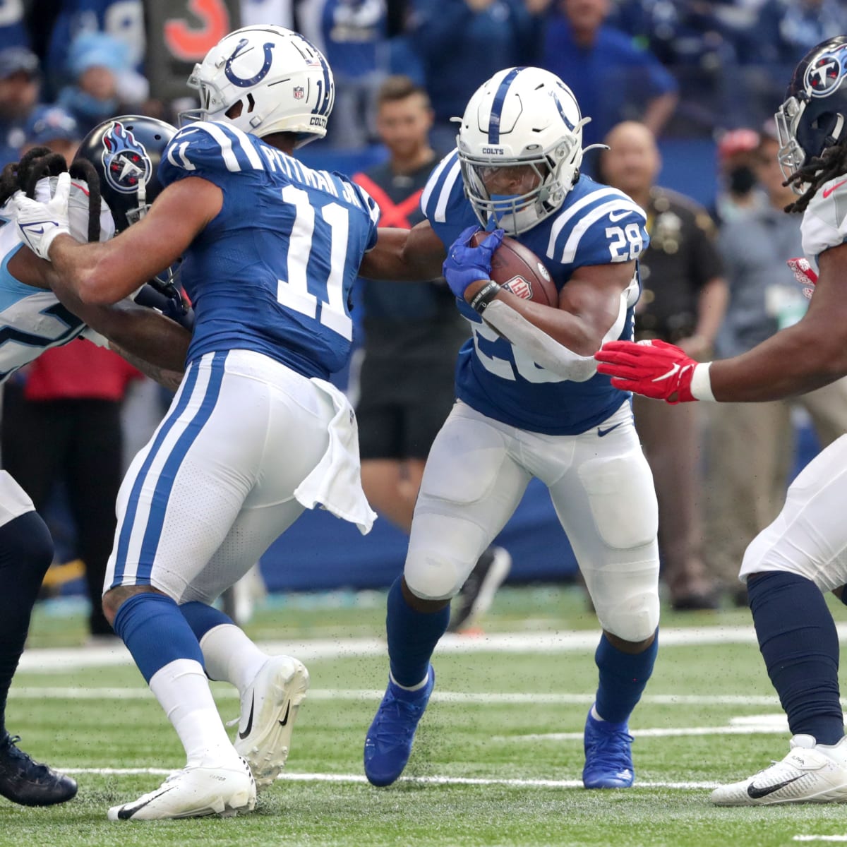 NFL rumors: Jonathan Taylor-Colts trade rumors intensify amid